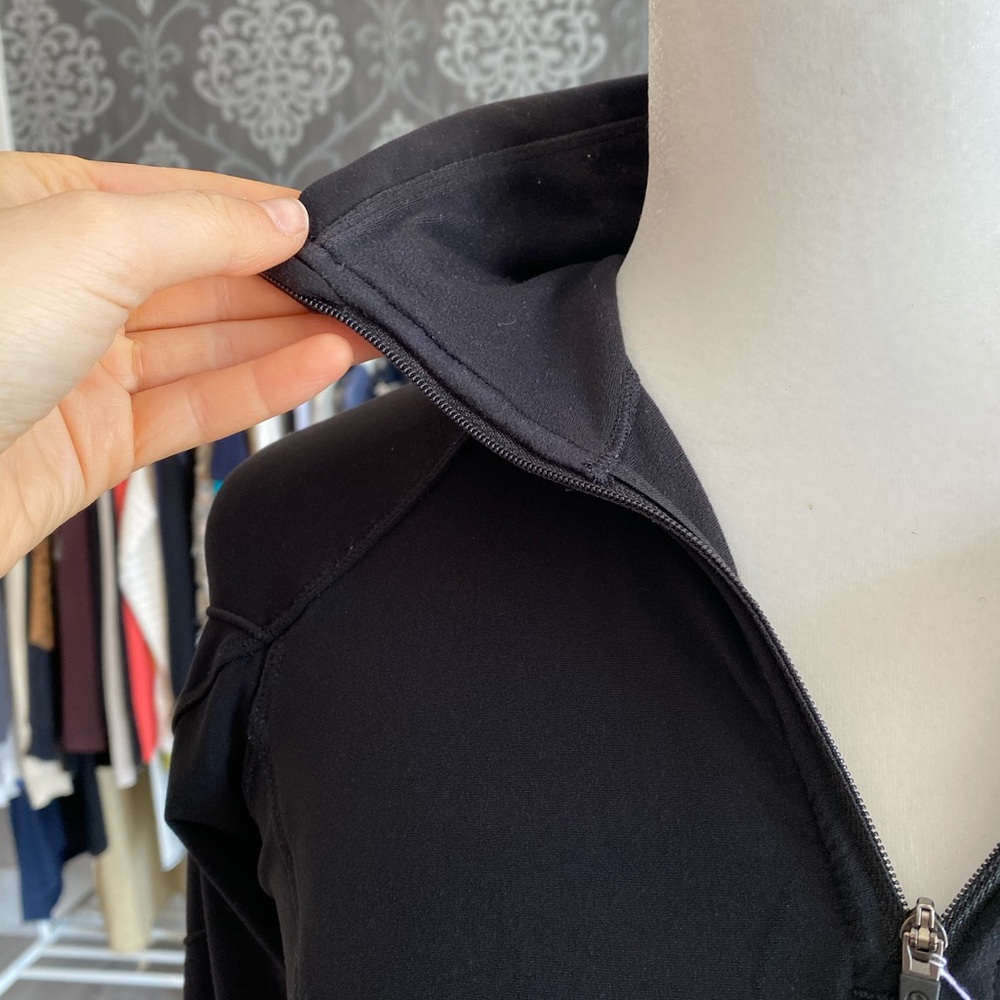 Lululemon pullover - Picture 3 of 10